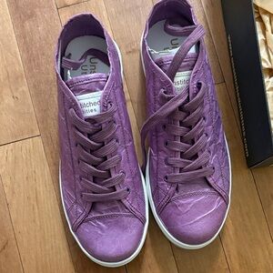 Women's Plum Lace-Up Sneakers